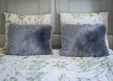 Decorative faux fur pillow MARENGO